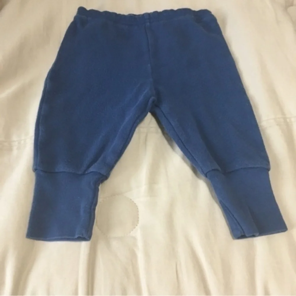 Carter’s boys size 6 months navy sweatpants